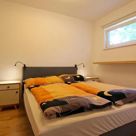 Am Sonnigen Waldrand Appartement